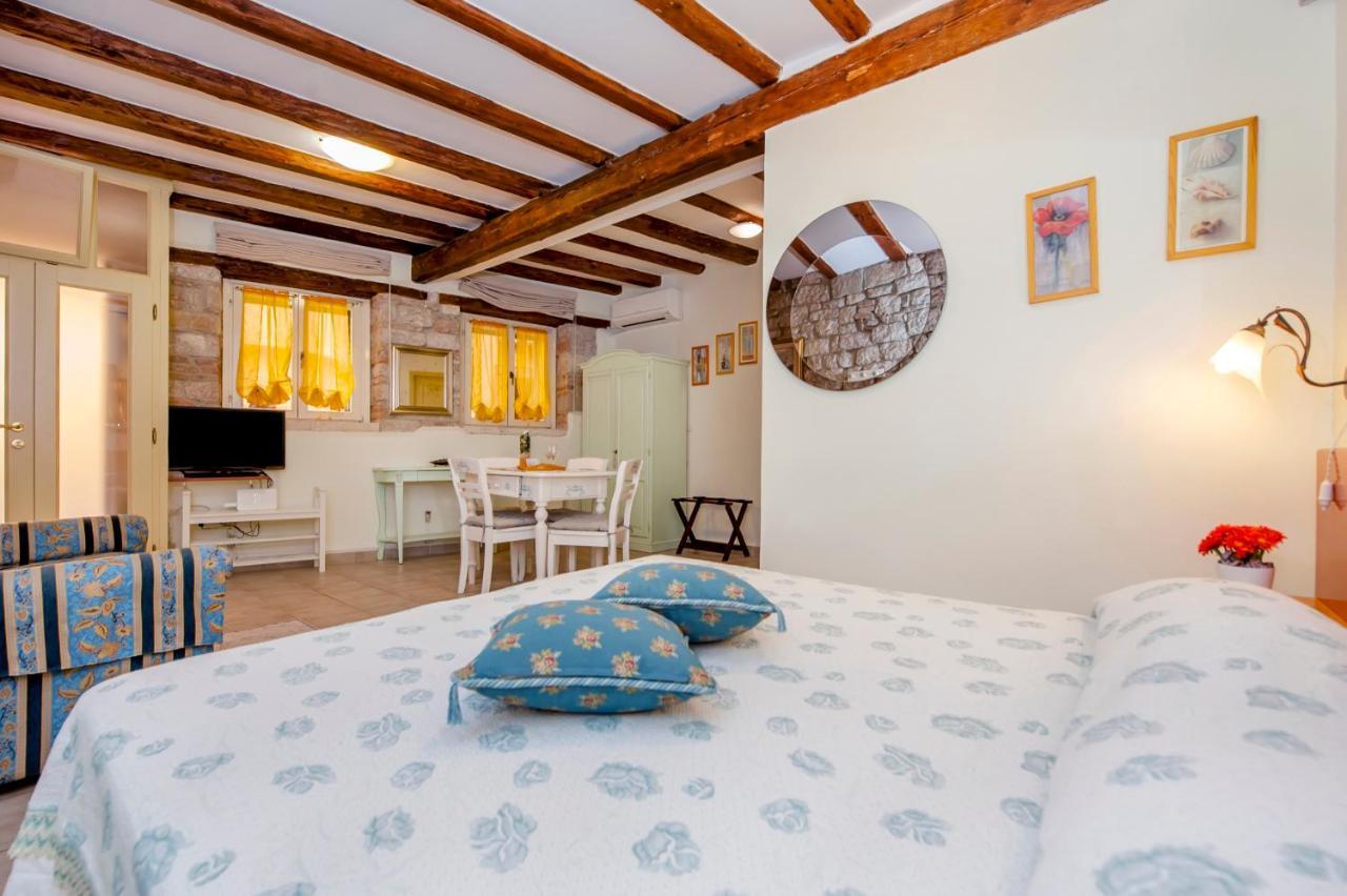 Guest House Sotto I Volti Centro Storico Rovinj Kültér fotó
