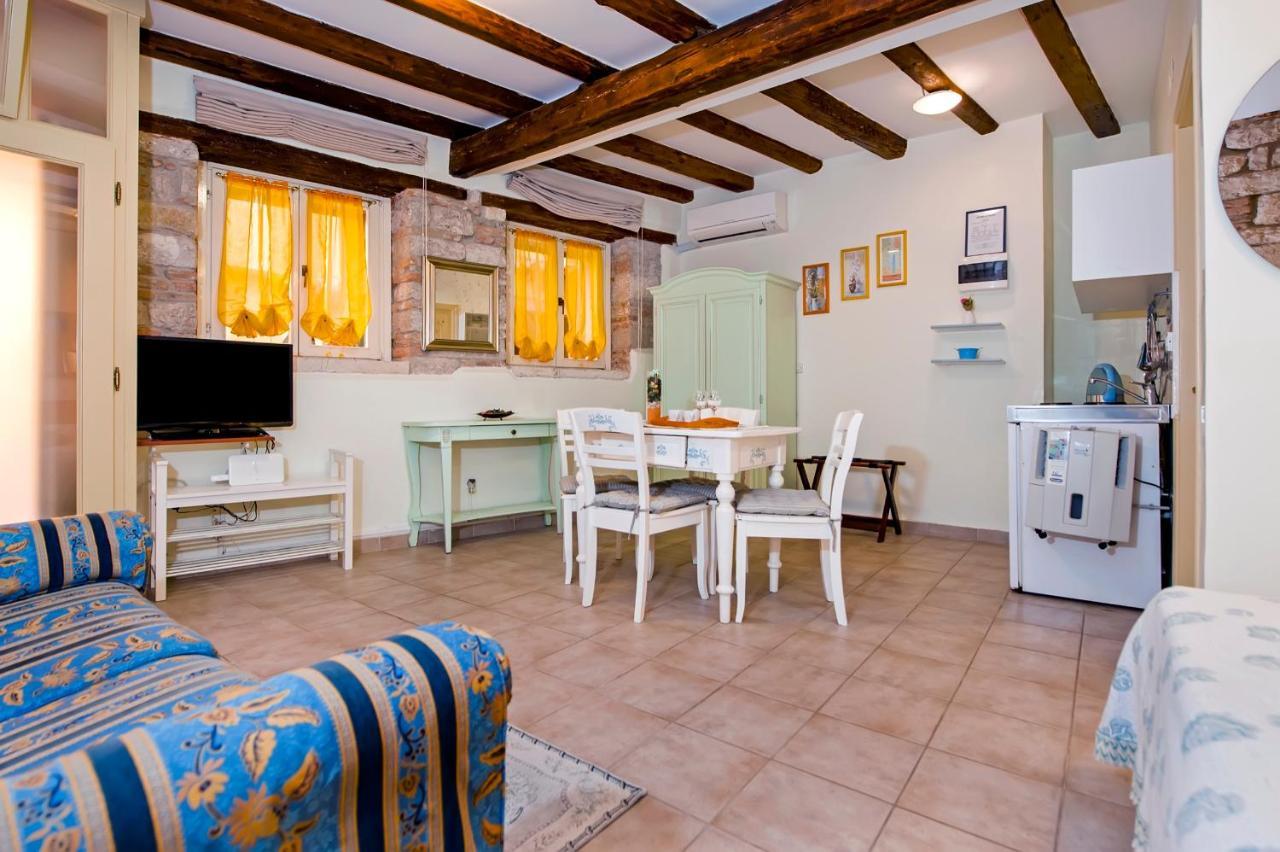 Guest House Sotto I Volti Centro Storico Rovinj Kültér fotó