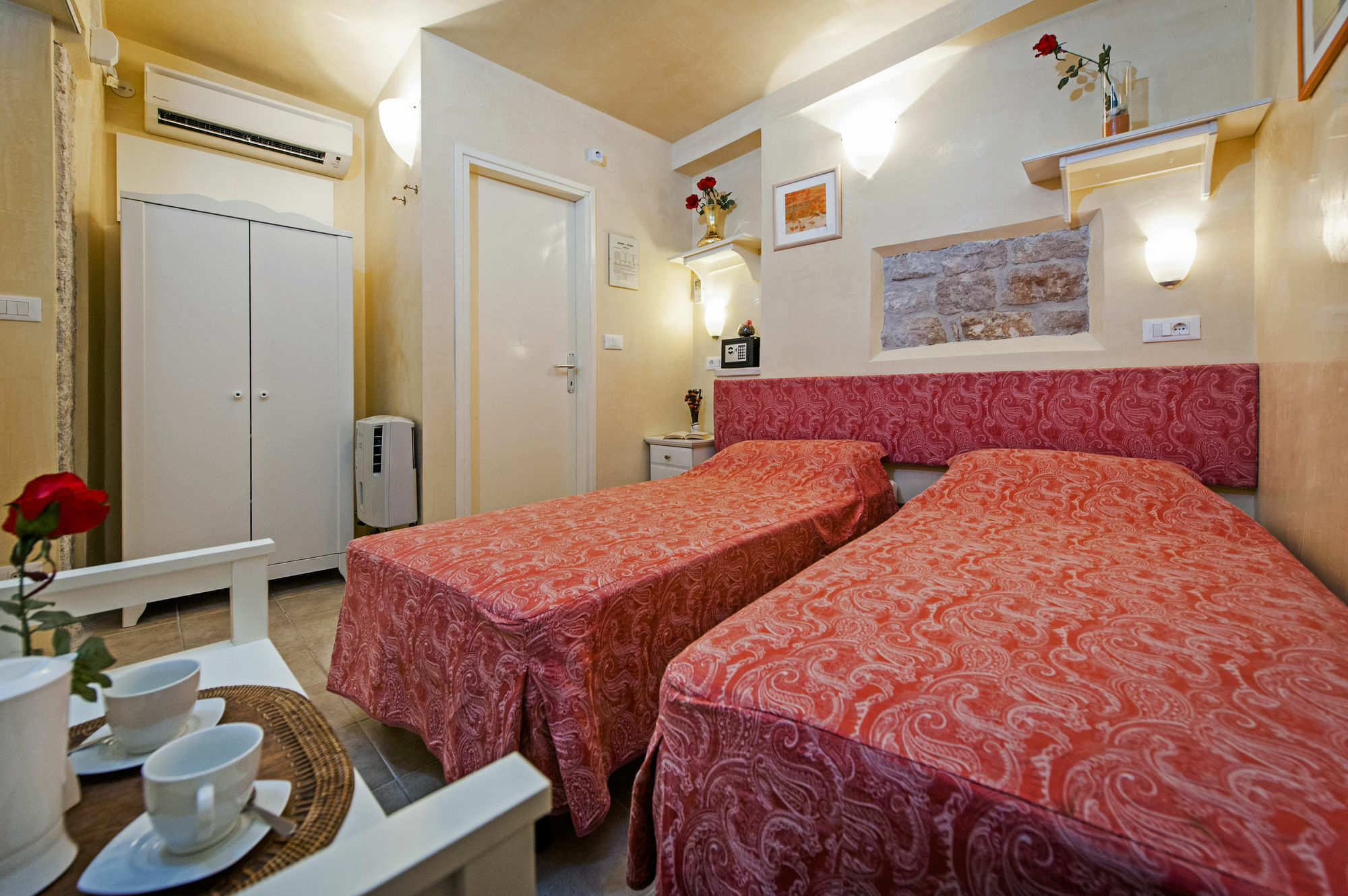 Guest House Sotto I Volti Centro Storico Rovinj Kültér fotó